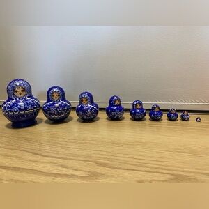 9 in 1 blue Russian nesting dolls hand painted wooden matryoshka set